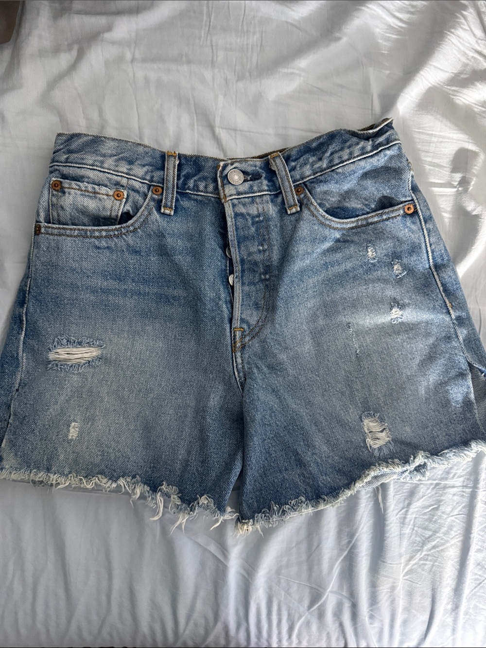 Levi’s high rise wedgie shorts